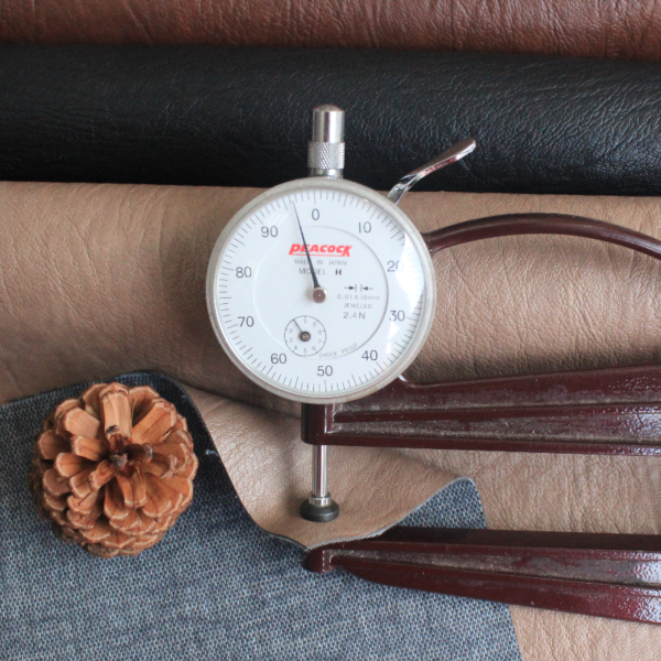 XZ73208 PVC Synthetic Leather for Garments and Bags (1)