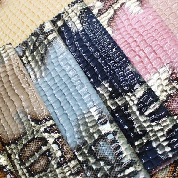 XZ73169 glossy snakeskin pattern PVC leather for bags with embossed scale texture