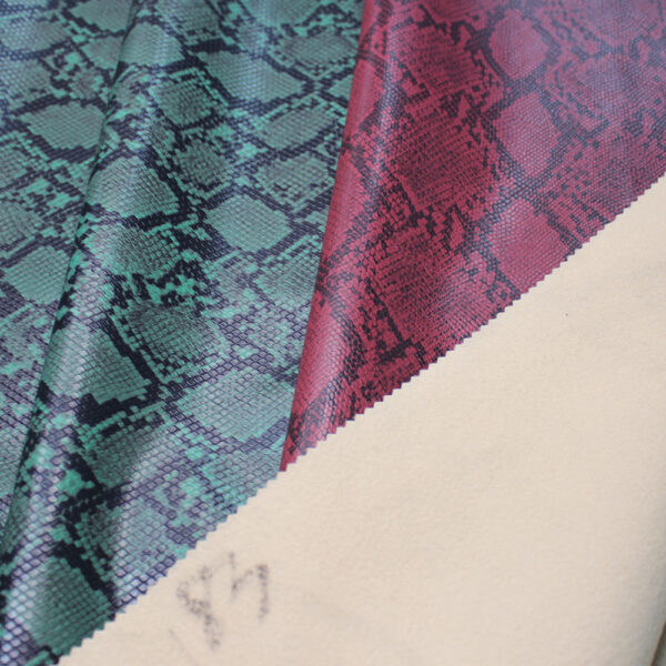 XZ73181 python snake print PVC leather for bags with embossed scale texture
