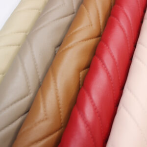 XZ73225 diamond quilted PVC leather with single-needle brushed fabric backing (1) XZ73225 chevron embossed PVC leather for bags