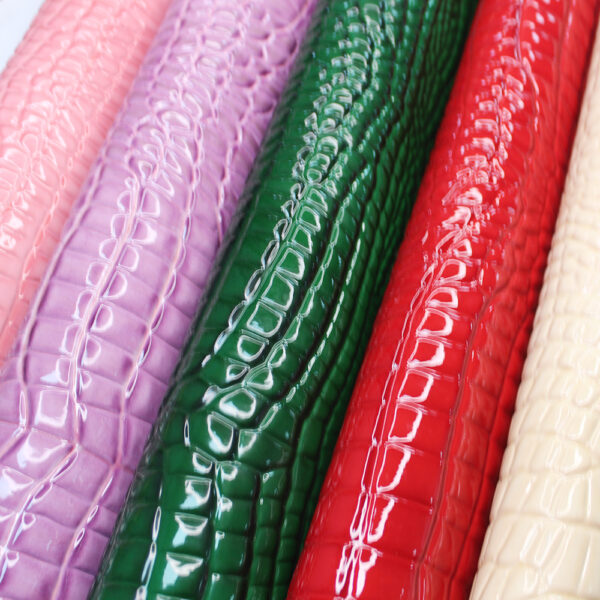 XZ73273 high gloss crocodile PVC leather for bags