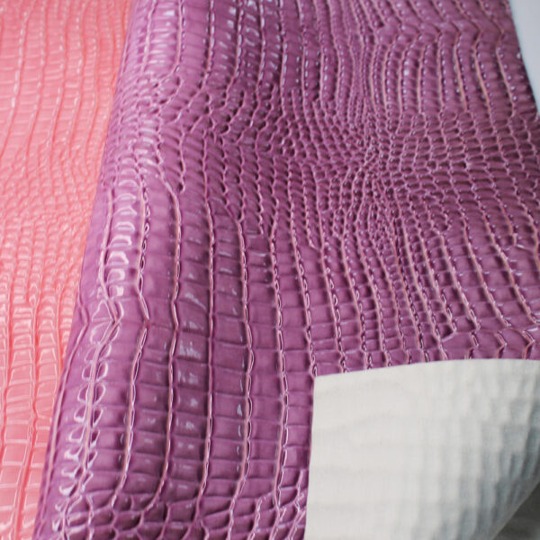 double-needle brushed fabric backing of crocodile PVC leather