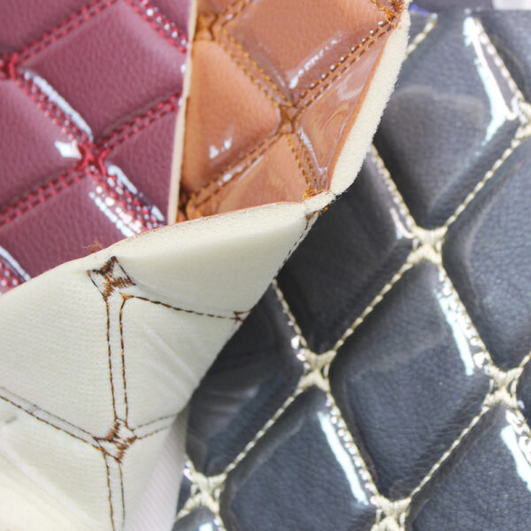 XZ73563 glossy diamond quilted PVC leather for car interiors (5) PVC automotive leather with 5mm foam backing
