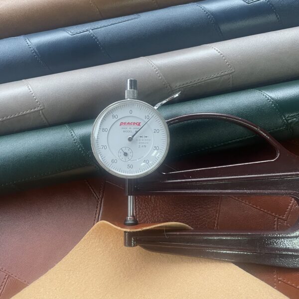 XZ73387 large woven PVC leather for bags