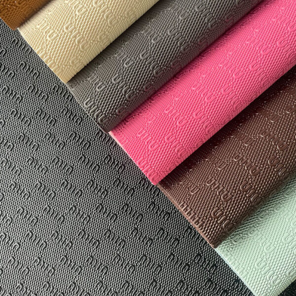 XZ73526 1.5mm vacuum embossed PVC leather for bags and luggage
